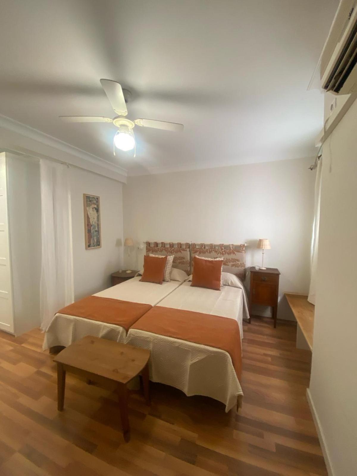 Increible Piso Muy Centrico Apartment Seville Exterior photo